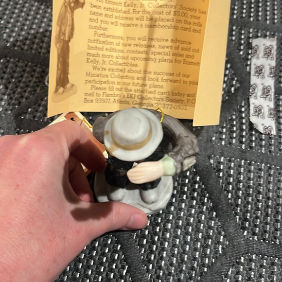 New in box Emmett Kelly Jr figure - Picture 2 of 6